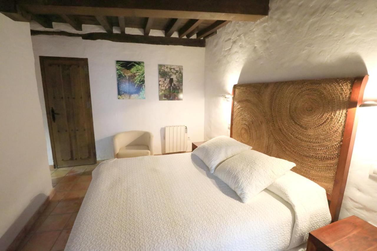 Apartamentos Rurales Spa Casa De Los Escudos Valverde de la Vera Bagian luar foto