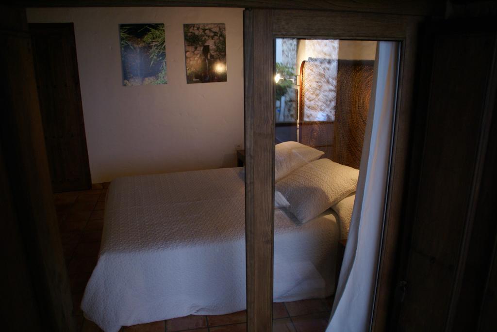 Apartamentos Rurales Spa Casa De Los Escudos Valverde de la Vera Bagian luar foto