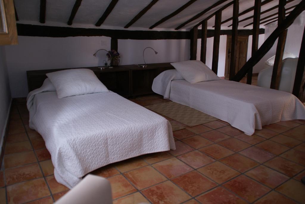 Apartamentos Rurales Spa Casa De Los Escudos Valverde de la Vera Bagian luar foto