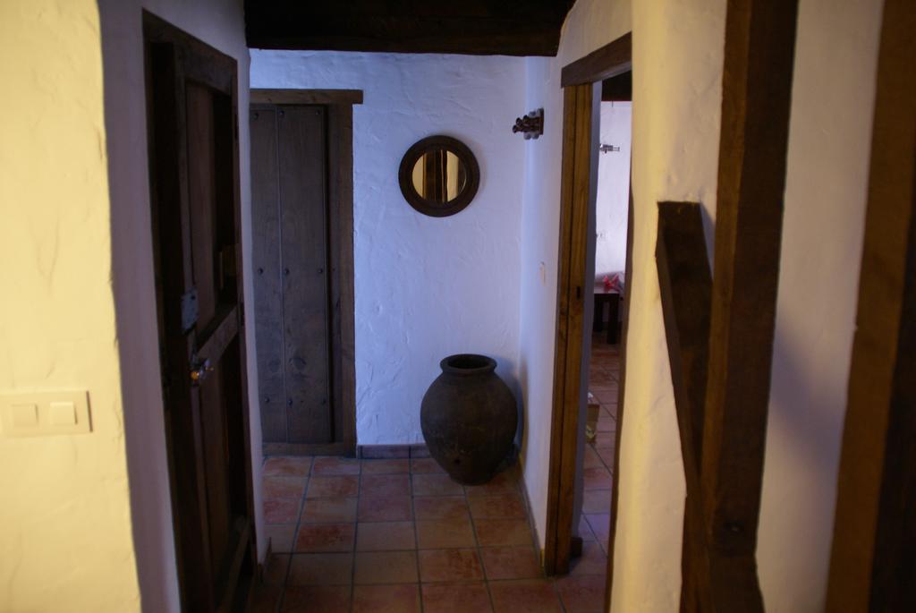Apartamentos Rurales Spa Casa De Los Escudos Valverde de la Vera Bagian luar foto