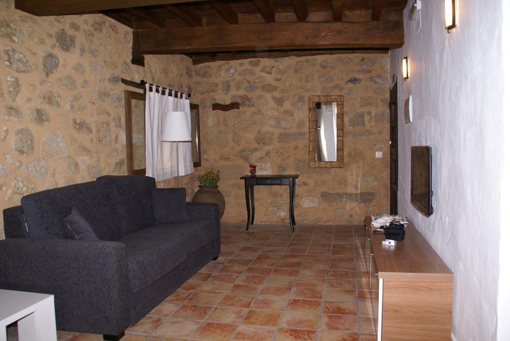Apartamentos Rurales Spa Casa De Los Escudos Valverde de la Vera Bagian luar foto