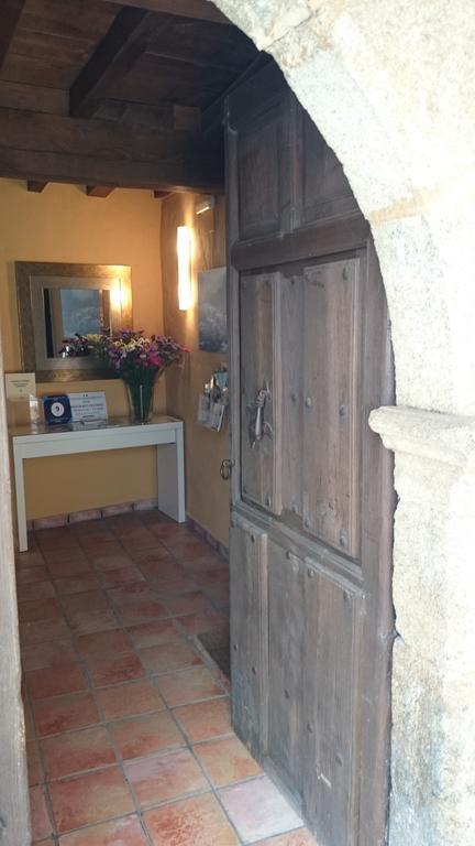 Apartamentos Rurales Spa Casa De Los Escudos Valverde de la Vera Bagian luar foto