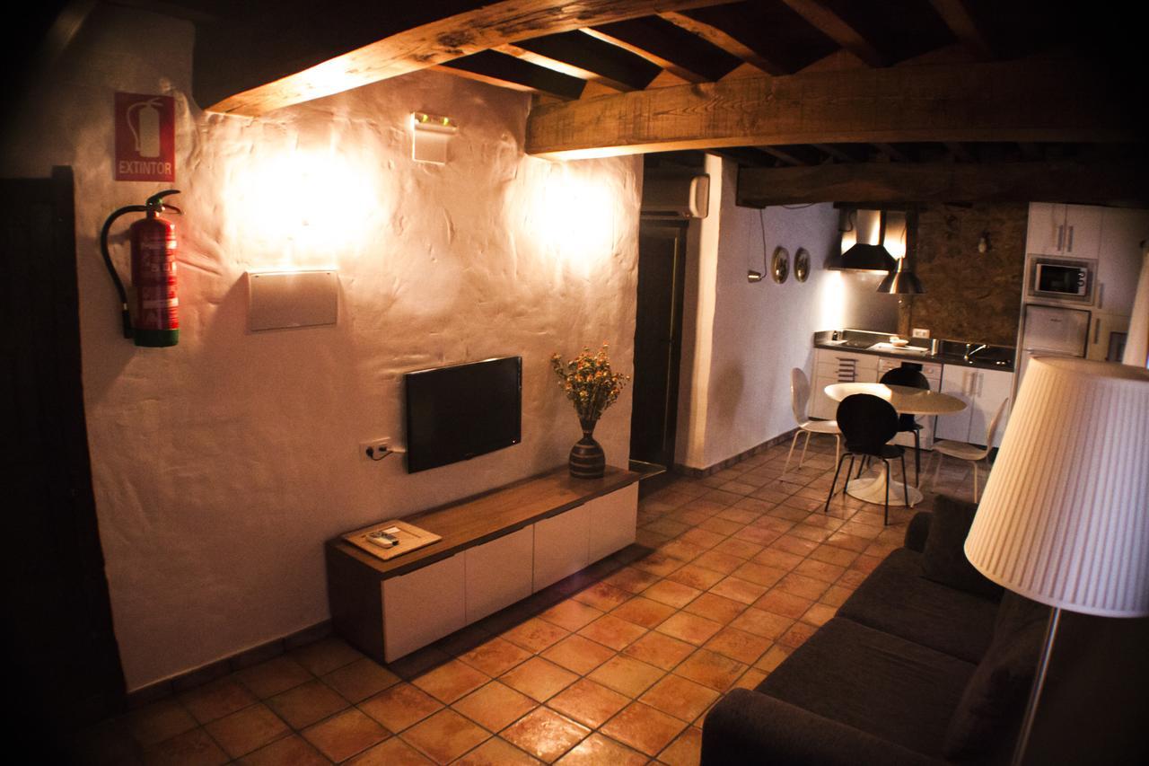 Apartamentos Rurales Spa Casa De Los Escudos Valverde de la Vera Bagian luar foto